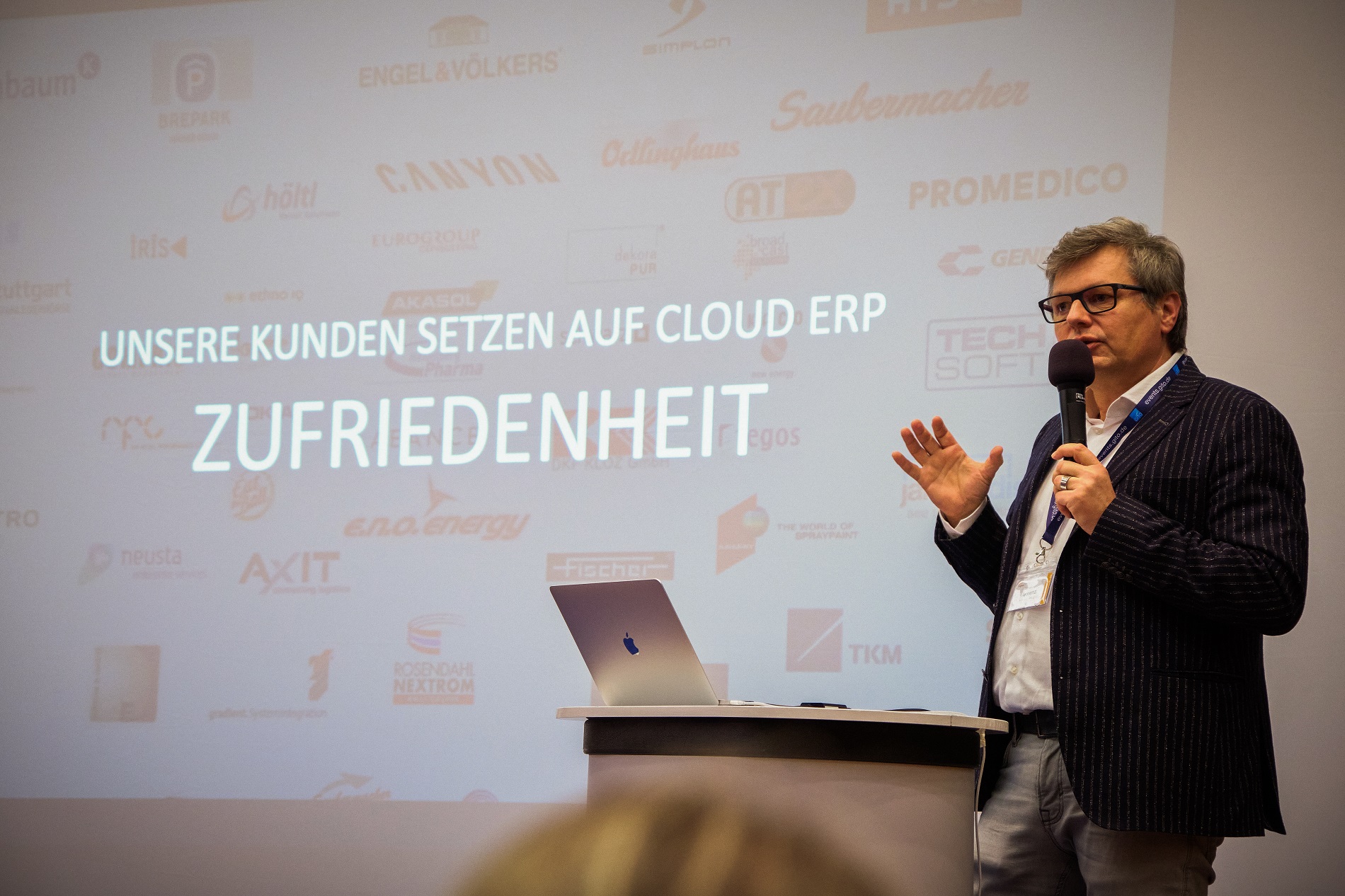 marko-lorenz-all-for-one-group-de-110523